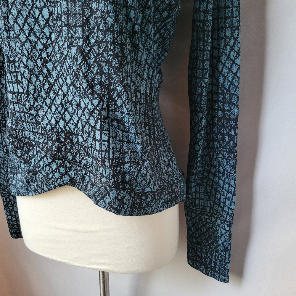 Lululemon Close to Crossing Long Sleeve Jacquard Tectonic Shipmate Black M - Picture 8 of 13